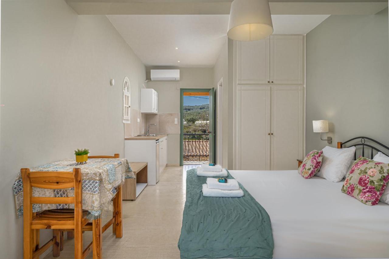 Porto Giardino Apartments Кипсели Экстерьер фото